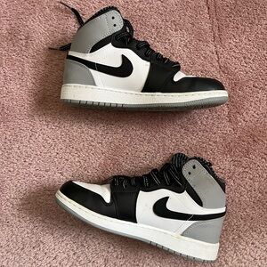 Nike Air Jordan 1 Retro High OG Shoes  ‘Baron’ 4.5Y GS